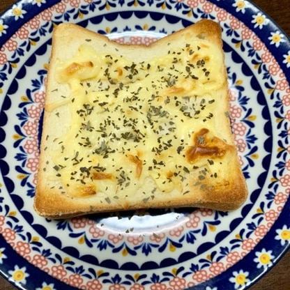 厚切りパンで作りました！カロリー高そうだけど、おいしいです☆